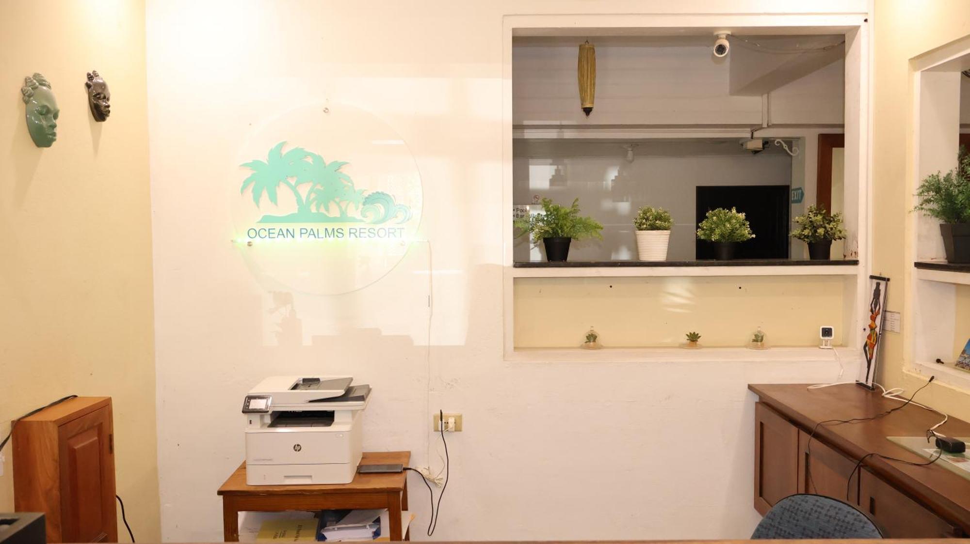 Ocean Palms Hotel Очо Риос Екстериор снимка